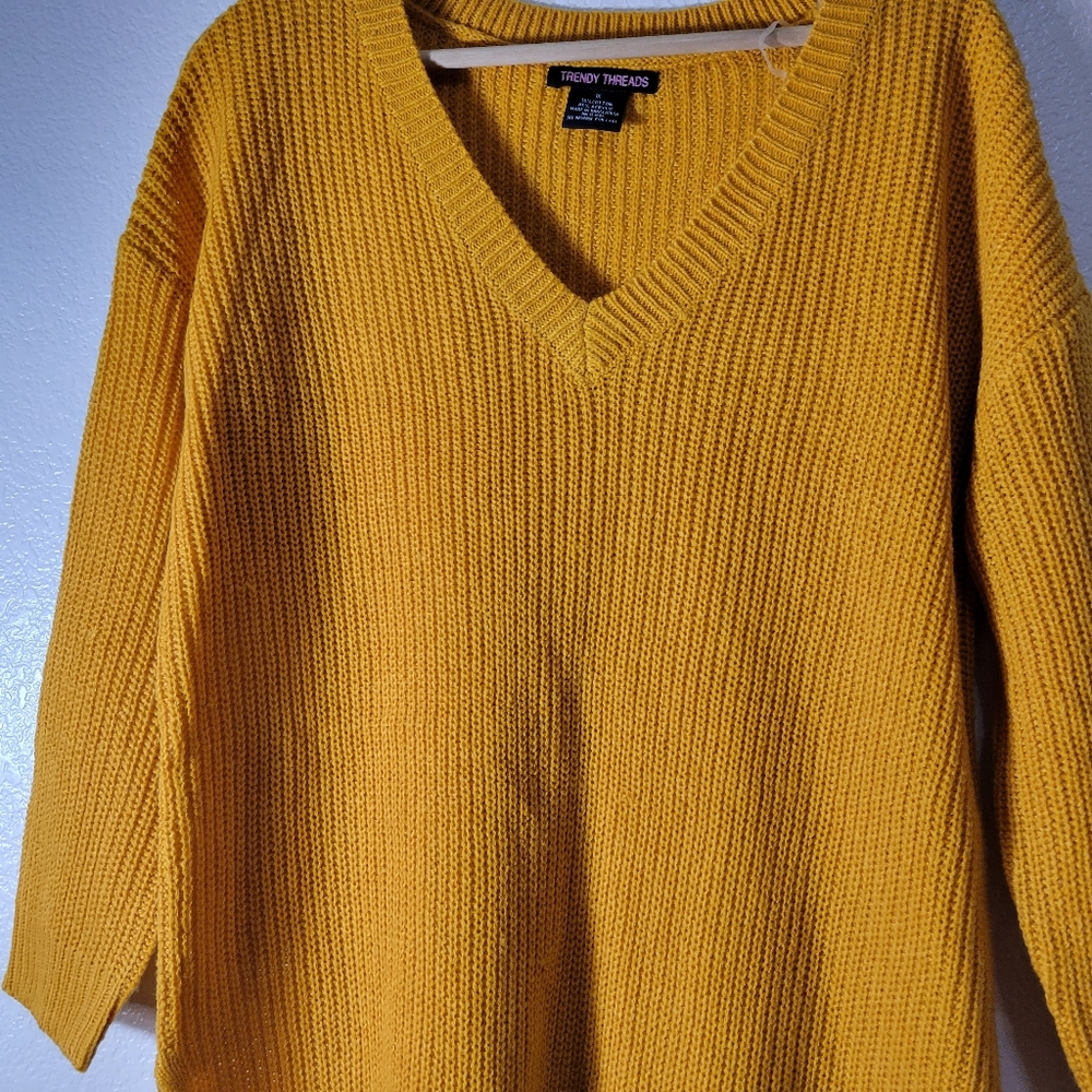 Trendy Threads Knit Tunic Sweater - Picture 2 of 4